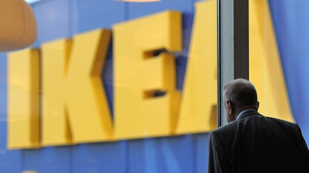 La Policía detuvo a dos gerentes de IKEA Francia por espiar a los trabajadores y clientes