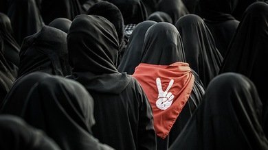 A dios rogando y con el palo dando: manuales islamistas explican cómo golpear a la esposa