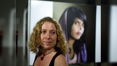 Llega a Moscú la foto más famosa del año