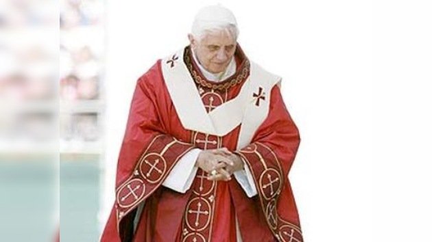 El Papa convoca a obispos de Irlanda para analizar los abusos a menores 