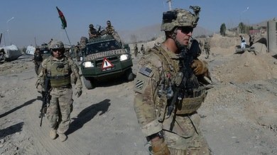 A pesar de las sanciones, un contratista del Pentágono envía material a través de Irán
