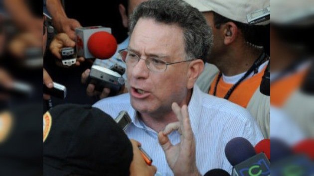 El ex comisionado de paz de Colombia buscará asilo fuera de su país