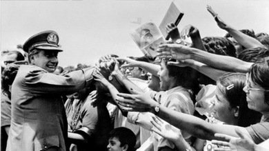 Cómo perder a un dictador en 27 días