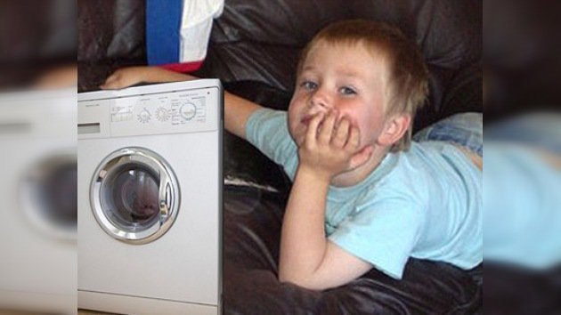 Un niño británico muere en una secadora jugando al escondite