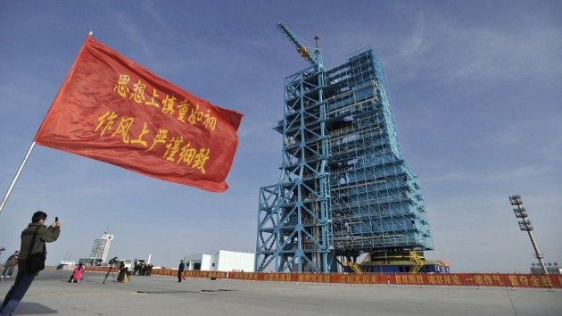 China se prepara para el primer acoplamiento espacial tripulado
