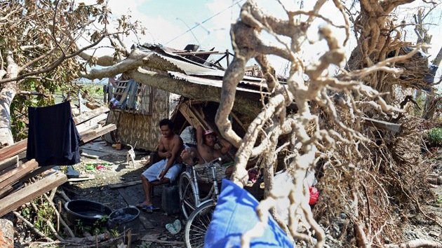 Más de 1.800 muertos y desaparecidos por el tifón Bopha en Filipinas