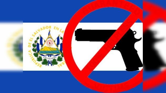 El Salvador busca reducir la violencia prohibiendo temporalmente las armas