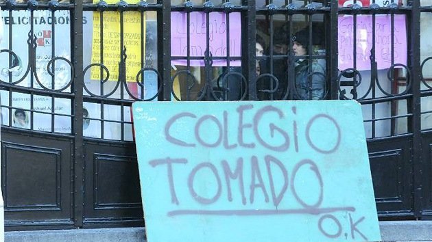 Lanzan en Argentina un manual sobre cómo ocupar un colegio