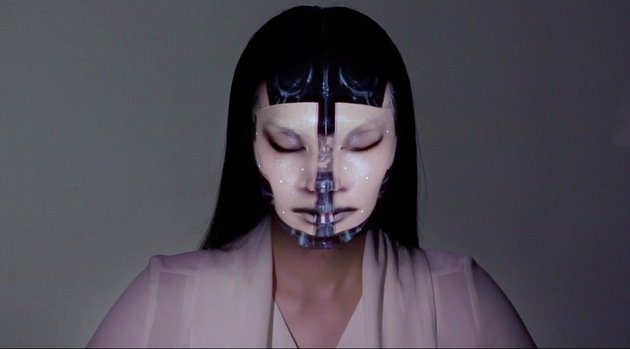 El 'maquillaje del futuro' permite transformar cualquier rostro en un instante
