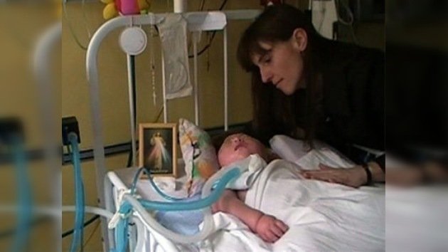 Pidiendo una muerte digna para una bebé nacida muerta en Argentina