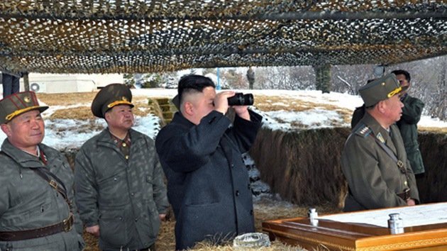 Kim Jong-un insta a prepararse para la guerra en territorios enemigos