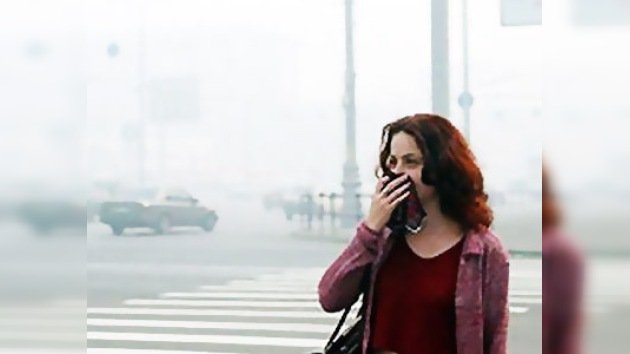 Moscú continúa cubierta por nube de humo y cenizas
