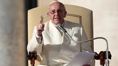 La Iglesia Católica instruye a más sacerdotes exorcistas para "ayudar a los posesos"