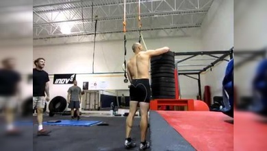 Nuevo récord mundial de salto vertical con los pies juntos
