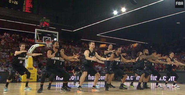 Danza de guerra de la selección de baloncesto de Nueva Zelanda para intimidar a EE.UU.
