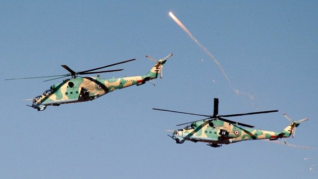Hillary Clinton acusa a Rusia de suministrar helicópteros de combate a Siria
