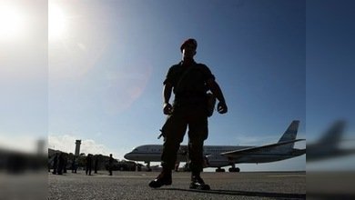 Detienen a un importante miembro de las FARC en un aeropuerto de Venezuela