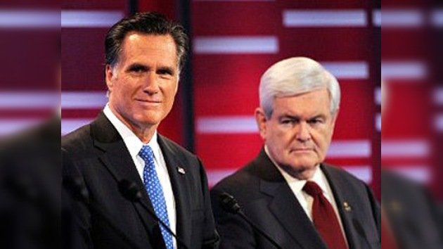 El republicano Rick Perry abandona las primarias en favor de Gingrich