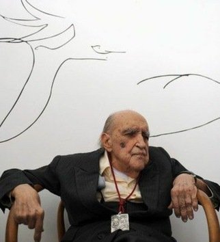 El arquitecto Oscar Niemeyer cumple 104 años