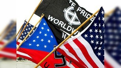 Neonazis salen a patrullar una ciudad de EE. UU.