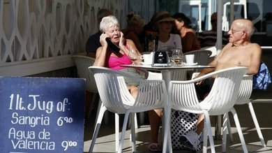 "La 'exportación' de ancianos será un nuevo motor para la economía"
