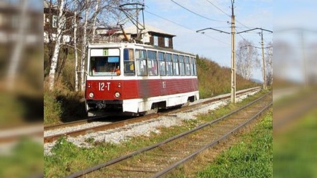 Adolescente ruso roba un tranvía 