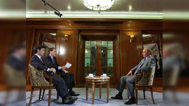 Medios franceses entrevistan a Putin en vísperas de su visita al país galo