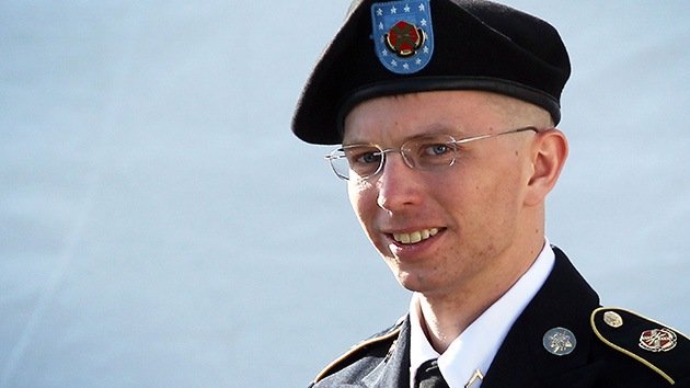 Los abogados de Manning piden más transparencia al tribunal militar que lo juzga