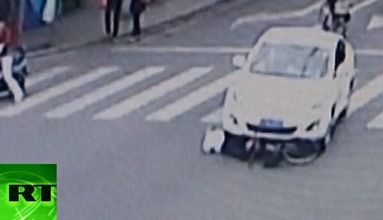 Un conductor atropella sin piedad a un anciano en bicicleta: ¿cómo es que no lo vio?