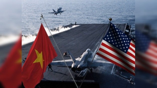 Las primeras maniobras navales de  EE. UU. y  Vietnam desde la guerra