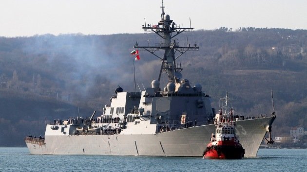 El segundo destructor de EE.UU. toma rumbo desconocido en el mar Negro