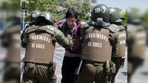 Más de 200 detenidos tras otra jornada de protestas en Chile