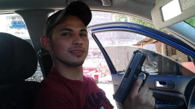 Joven mexicano se suicida tras anunciarlo en Facebook