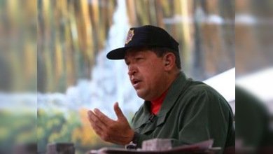 Chávez ordena derribar "aviones espías" de Colombia