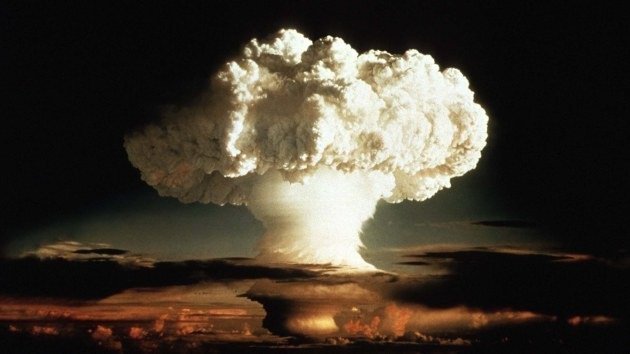 La devastadora potencia de las bombas atómicas en imágenes