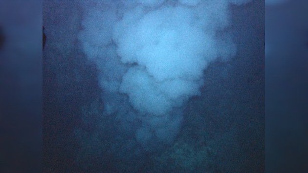 Hallan un gigantesco volcán submarino entre Indonesia y Filipinas
