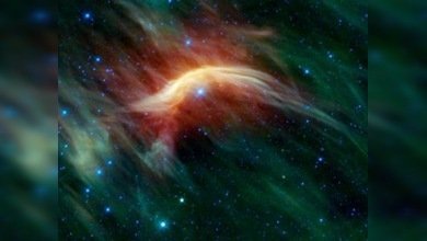 Una estrella que sale corriendo a través del espacio