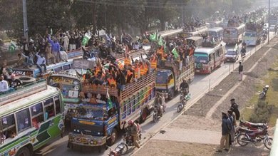 Islamabad refuerza la seguridad ante la llegada de una marcha multitudinaria