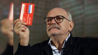 El famoso cineasta ruso Mijalkov ve el futuro del arte en América Latina