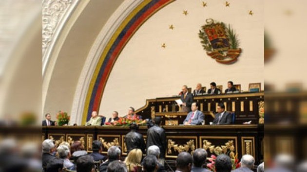 Venezuela ratifica reforma contra ilícitos cambiarios