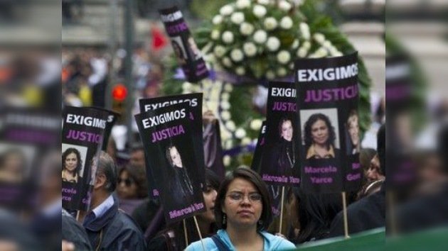 'El peor crimen es el silencio': Los periodistas mexicanos marchan contra la violencia