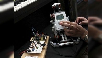 Un profesor de música robótico