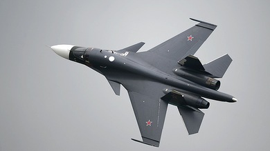 Cazas rusos Su-34 'conquistan' el Polo Norte