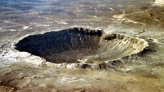 Un cráter misterioso en un lago de Utah asombra a los científicos