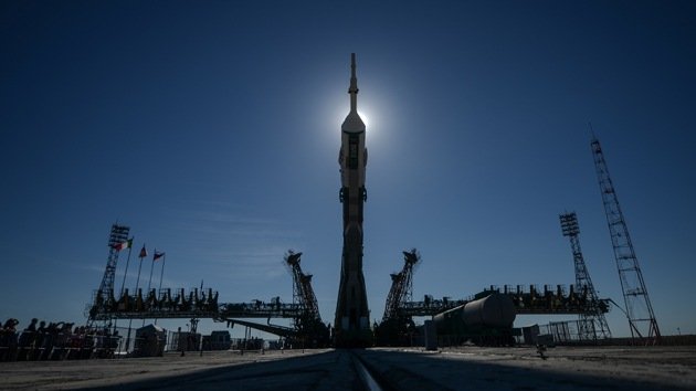 La Nave Espacial Rusa Soyuz Despega Rumbo A La Eei Rt