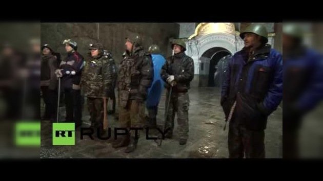 70 hombres armados irrumpen en el Monasterio de las Cuevas en Kiev