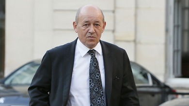 Francia acepta la introducción de una zona de exclusión aérea en Siria