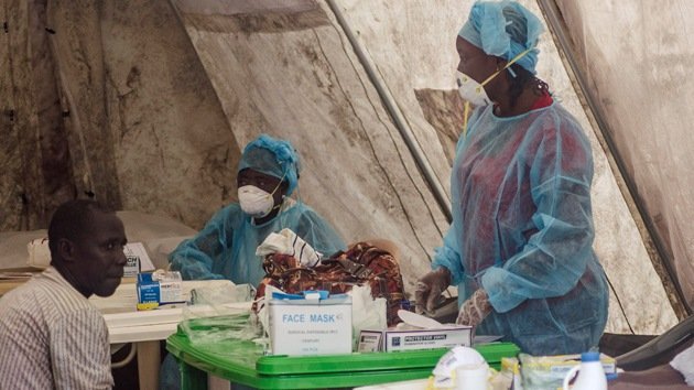 Enfermera genera disturbios en Sierra Leona: "El ébola fue inventado para ocultar el canibalismo"