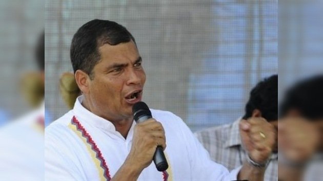 Los sondeos dan la victoria a Correa en el referéndum constitucional