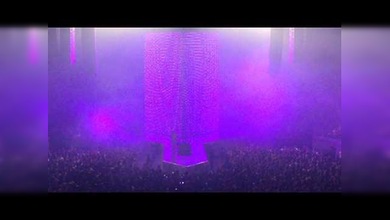 El grito de Kanye West a un niño en silla de ruedas en su concierto: "¡levántate!"